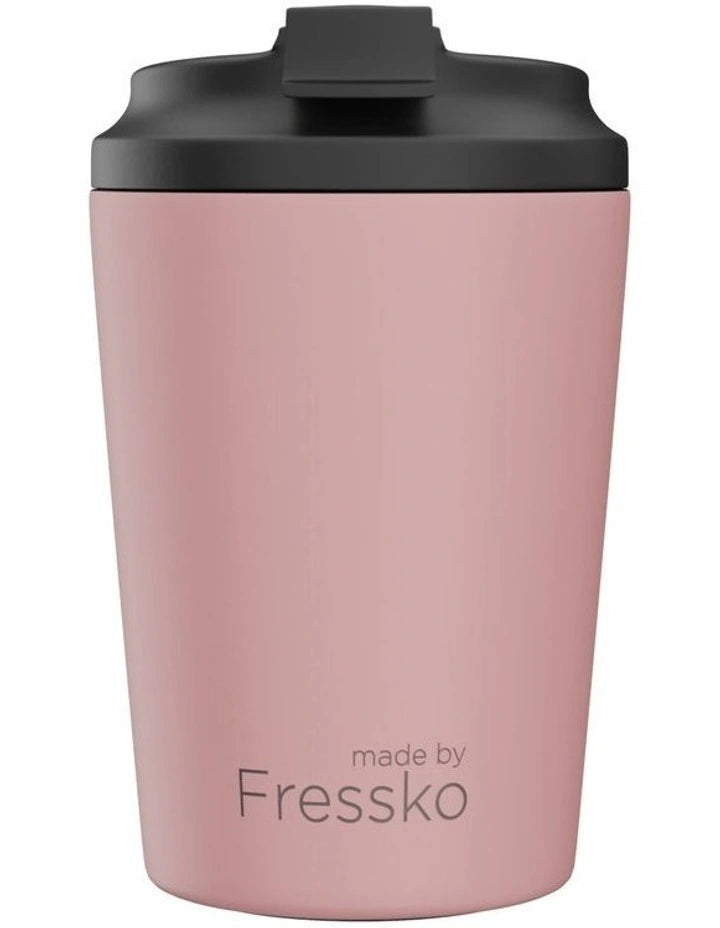 Pink tumbler with black lid on a white background, branded 'made by Fressko'.