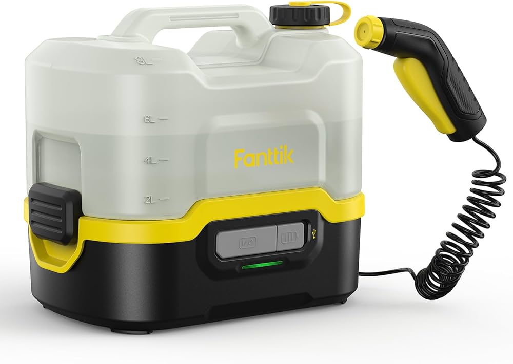 Fantik pressure washer with a coiled hose on a white background
